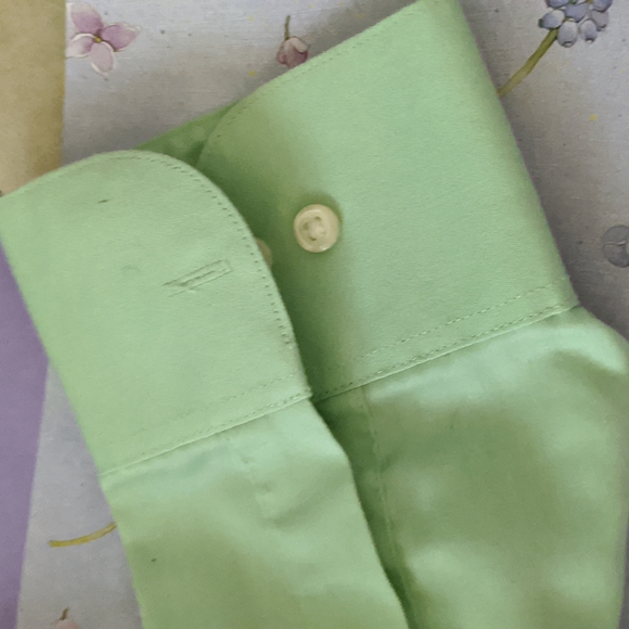 💝 Geoffrey Beene, pistachio, 16.5, 34/35 men's long sleeve button down shirt - Picture 5 of 5
